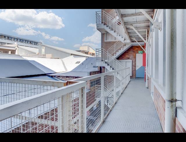 0.5 BEDROOM APARTMENT FOR SALE IN MABONENG